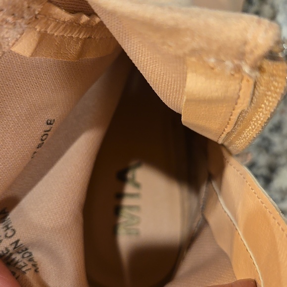 MIA AVRIL PEEP TOE PINK/ BLUSH SUEDE BOOTS. SIZE 8M. - Picture 9 of 9